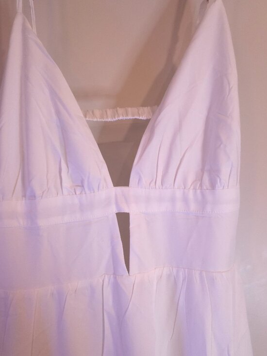 Lightweight White Tiered Maxi Dress - Picture 4 of 8